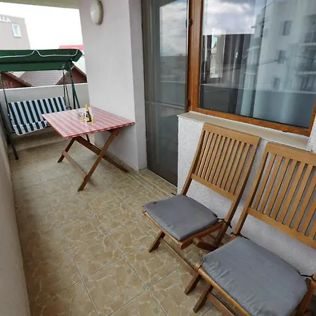 Apartament Enzo * 那沃达利